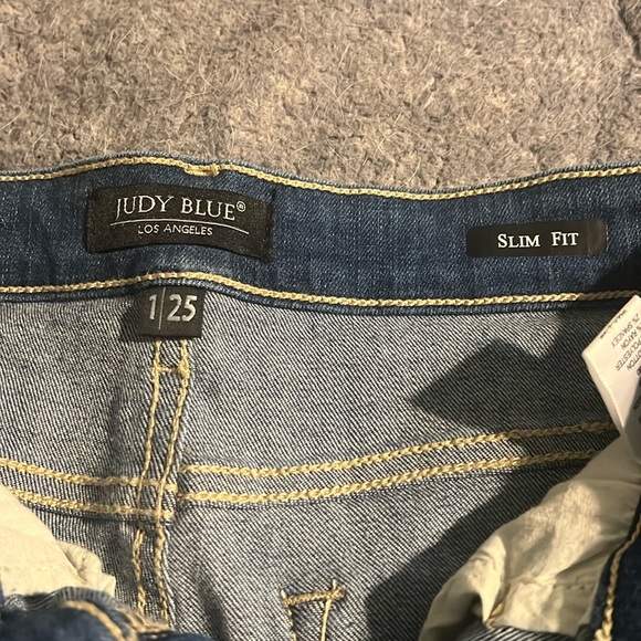 Judy Blue Denim - Judy Blue size 25 slim fit